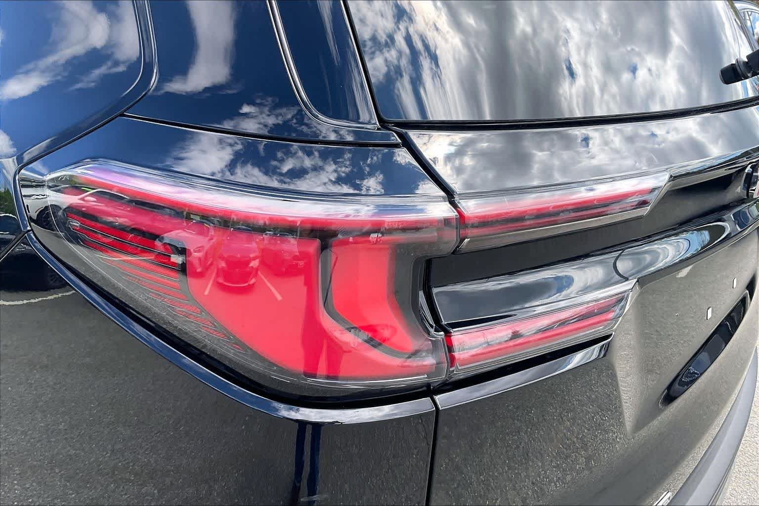 Used 2025 Ebony Twilight Metallic GMC AWD Elevation image 26