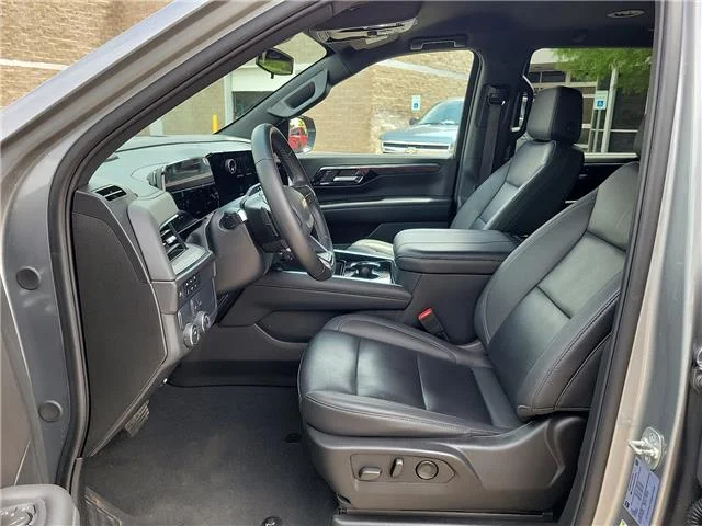 Used 2025 Silver Chevrolet LT 4x2 image 12
