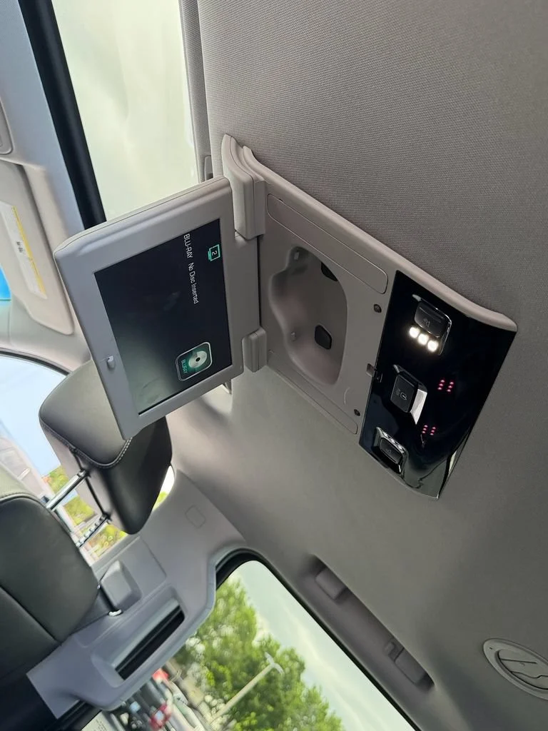 Certified Used 2018 TUNGSTEN METALLIC Chevrolet LT image 20