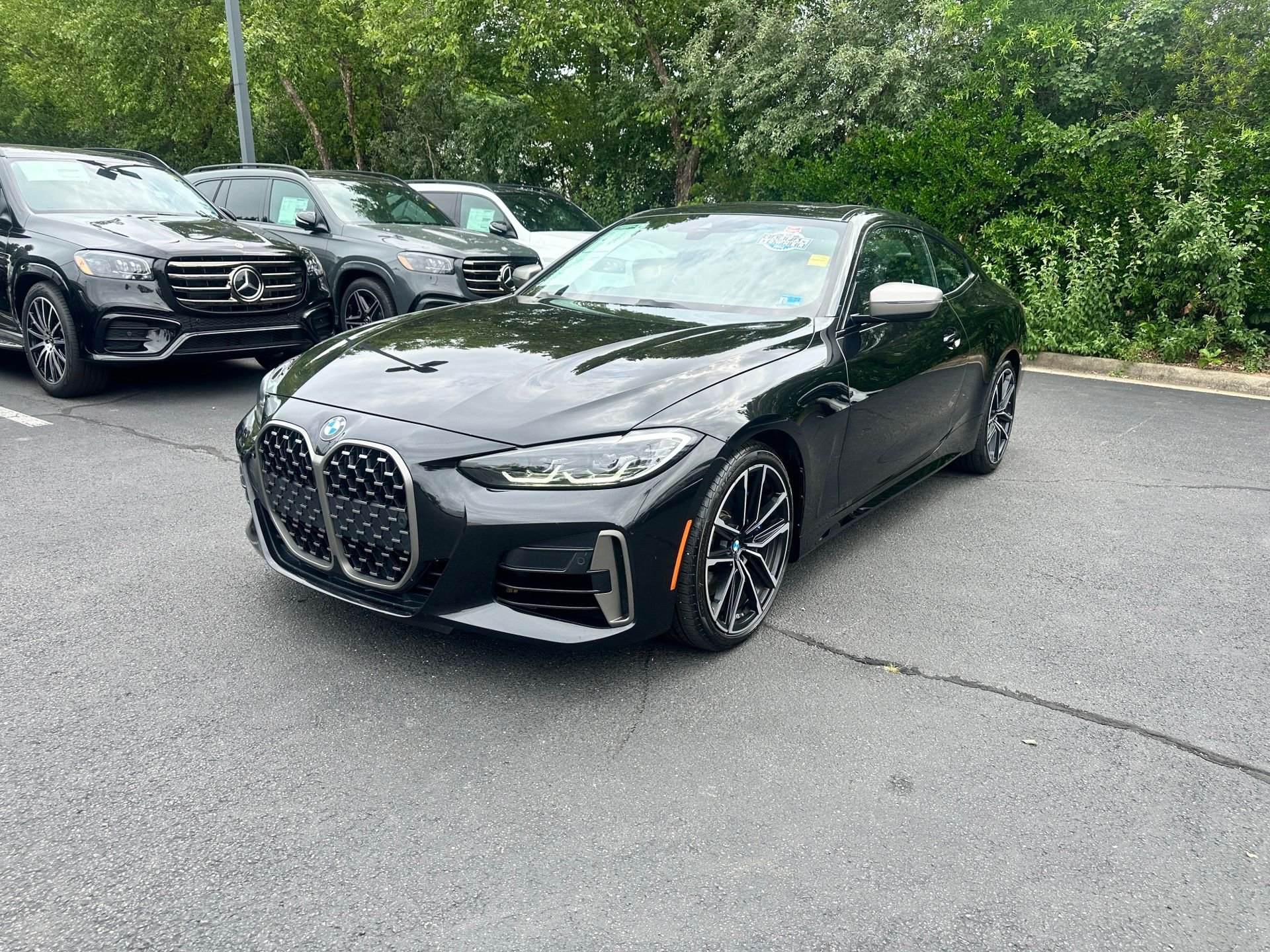 Used 2024 Black BMW M440i xDrive image 3