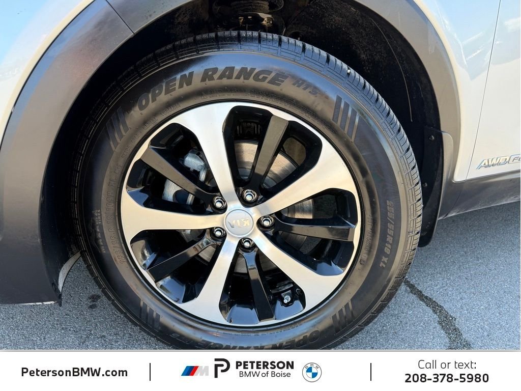 Used 2016 Silver Kia EX image 38
