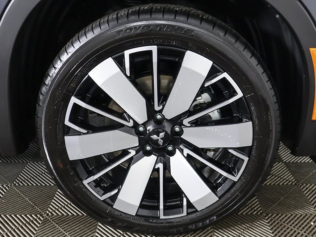 2025 Mitsubishi Outlander SEL - Photo 26