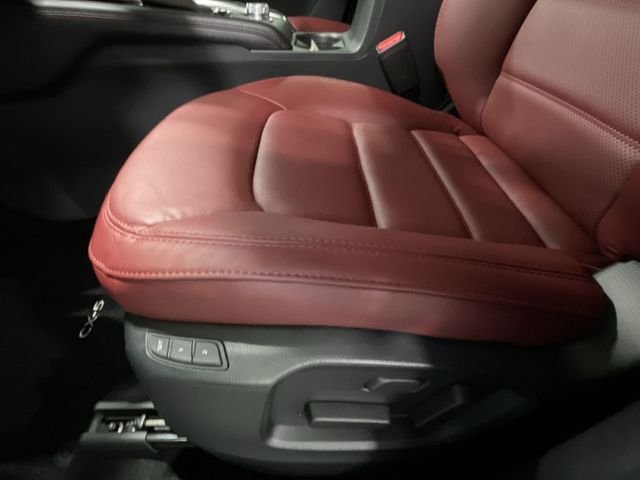 Used 2025 Gray Mazda 2.5 S Carbon Edition image 18