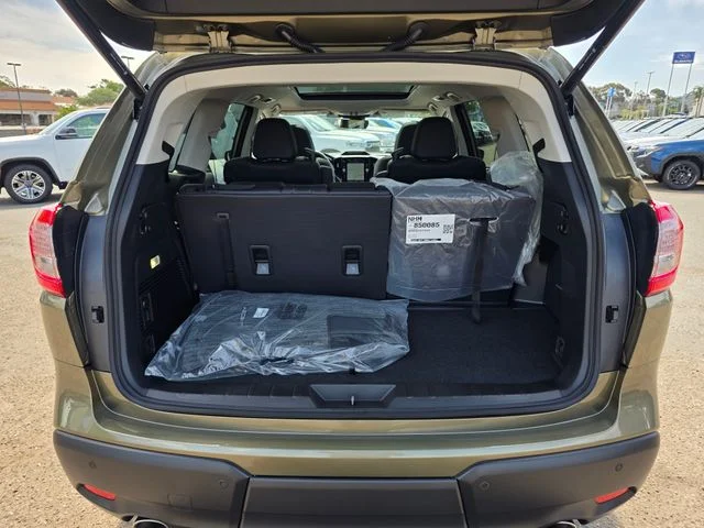 New 2026 AUTUMN GREEN METALLIC Subaru Limited Bronze Edition 7-Passenger image 14