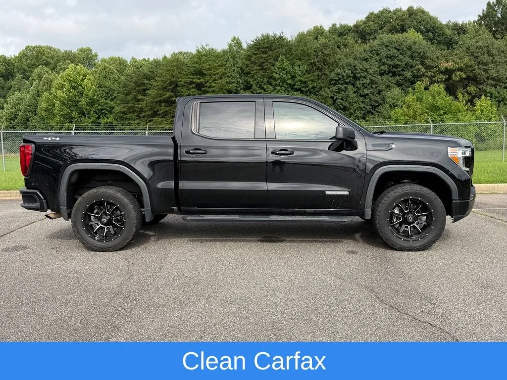 Used 2022 Onyx Black GMC Elevation image 3