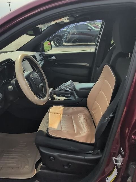 Used 2023 Red Dodge SXT image 5