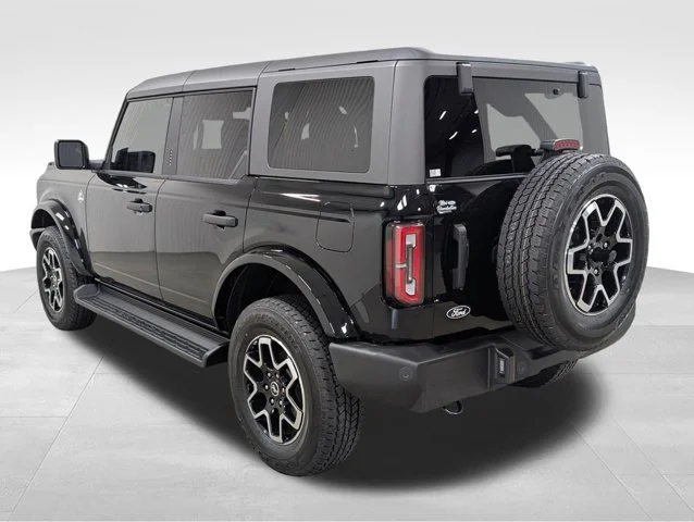 New 2026 Shadow Black Ford Outer Banks® image 53