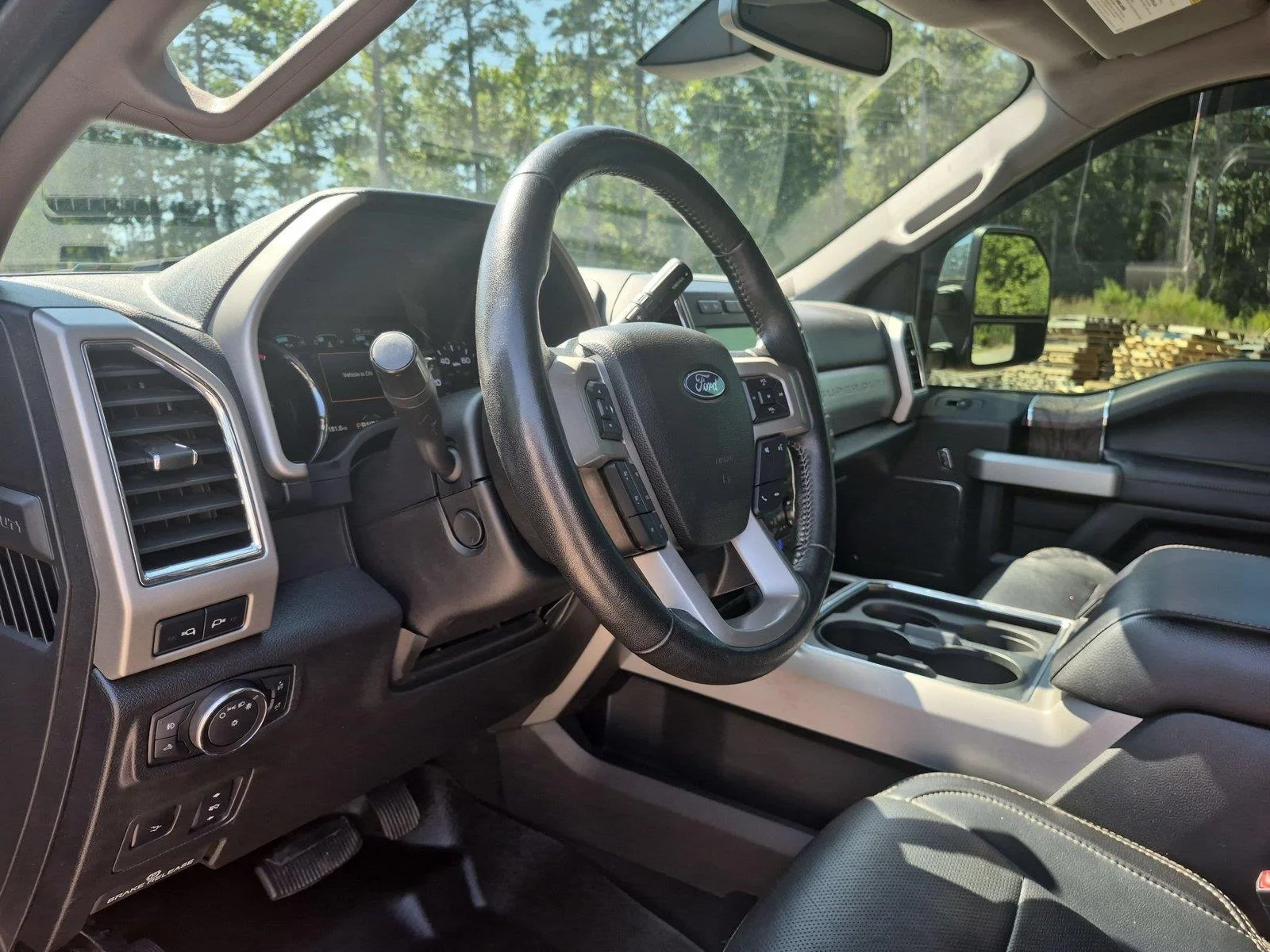 Used 2018 Stone Gray Metallic Ford LARIAT image 18