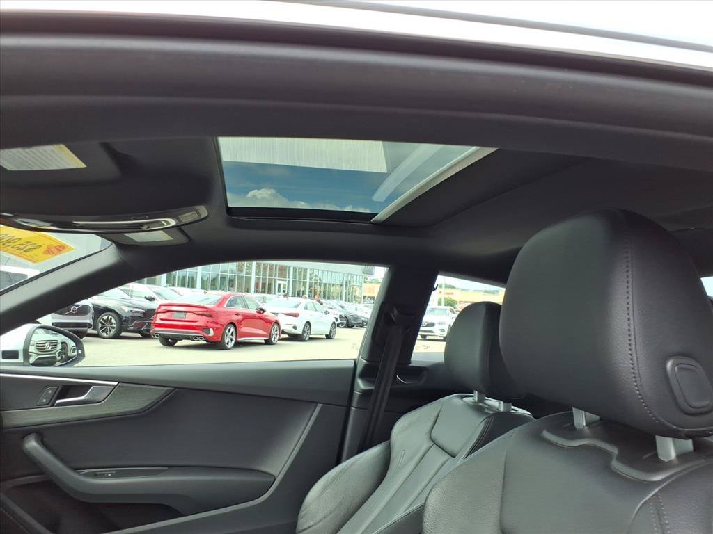 Used 2018 Florett Silver Metallic L5 Audi Premium Plus image 12