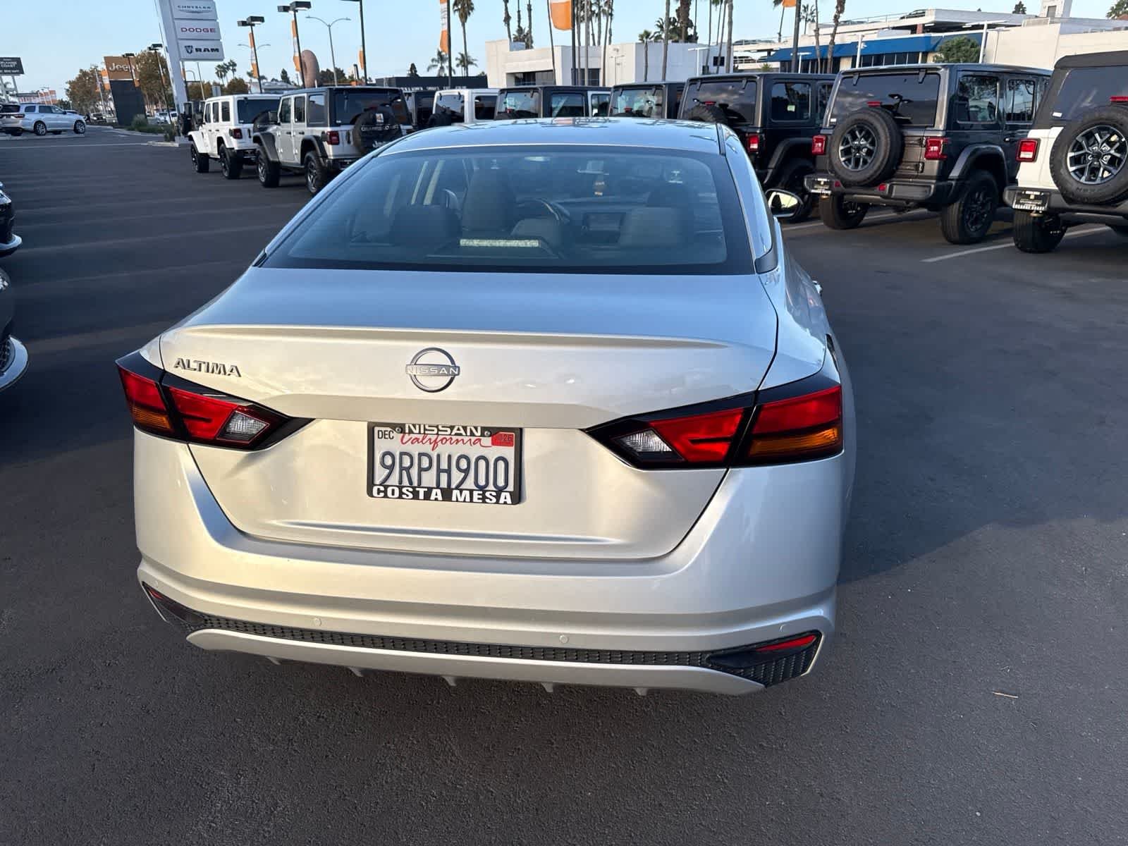 Used 2023 Brilliant Silver Metallic Nissan 2.5 S image 15