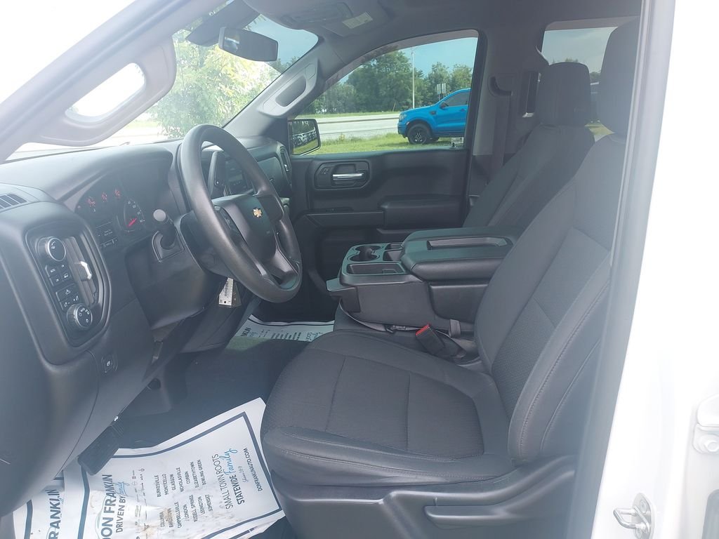 Used 2020 White Chevrolet Custom image 13