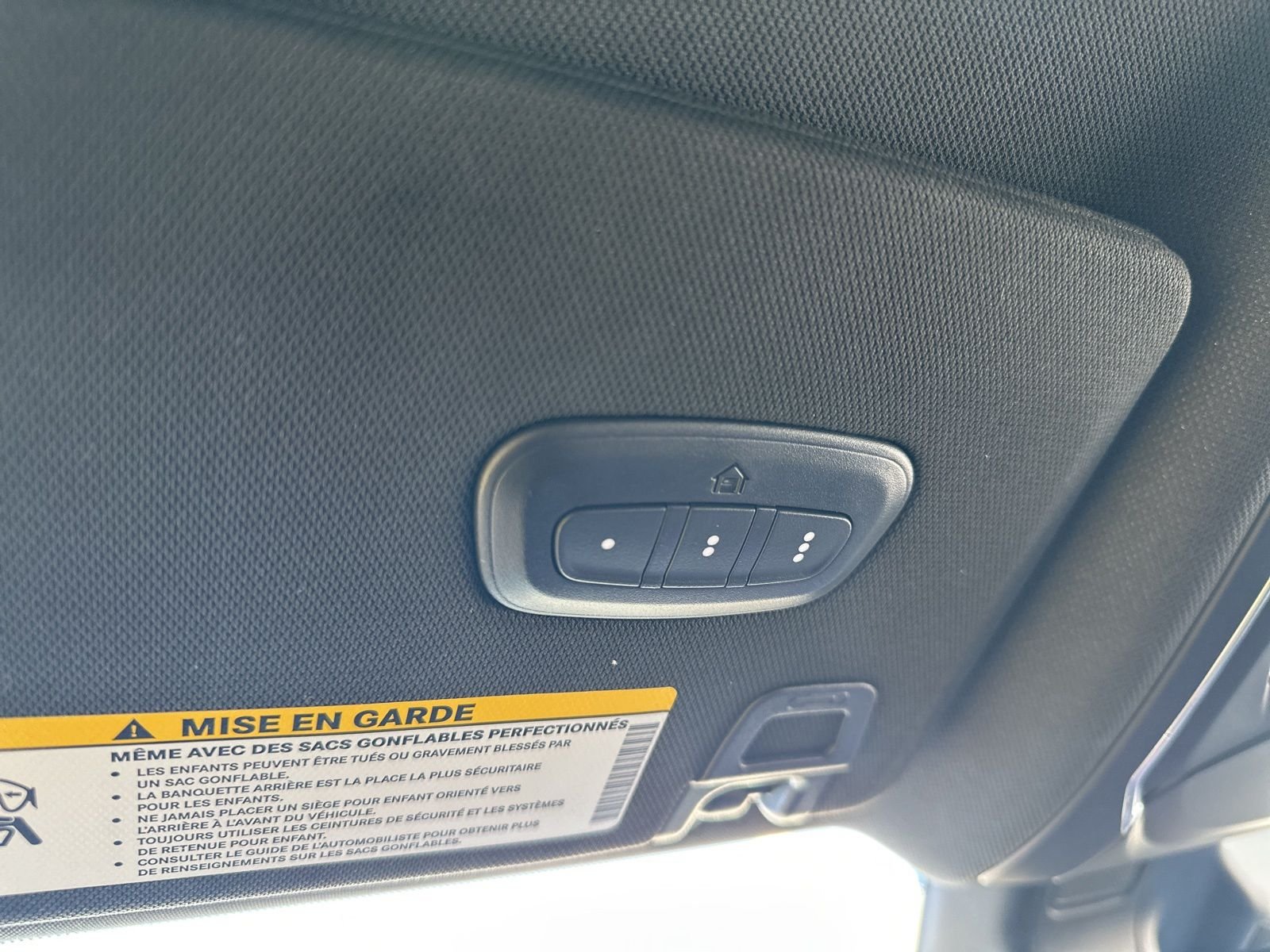 Used 2023 Silver Jeep Limited image 65