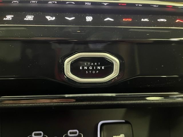 Used 2026 Silver Jeep Altitude image 25