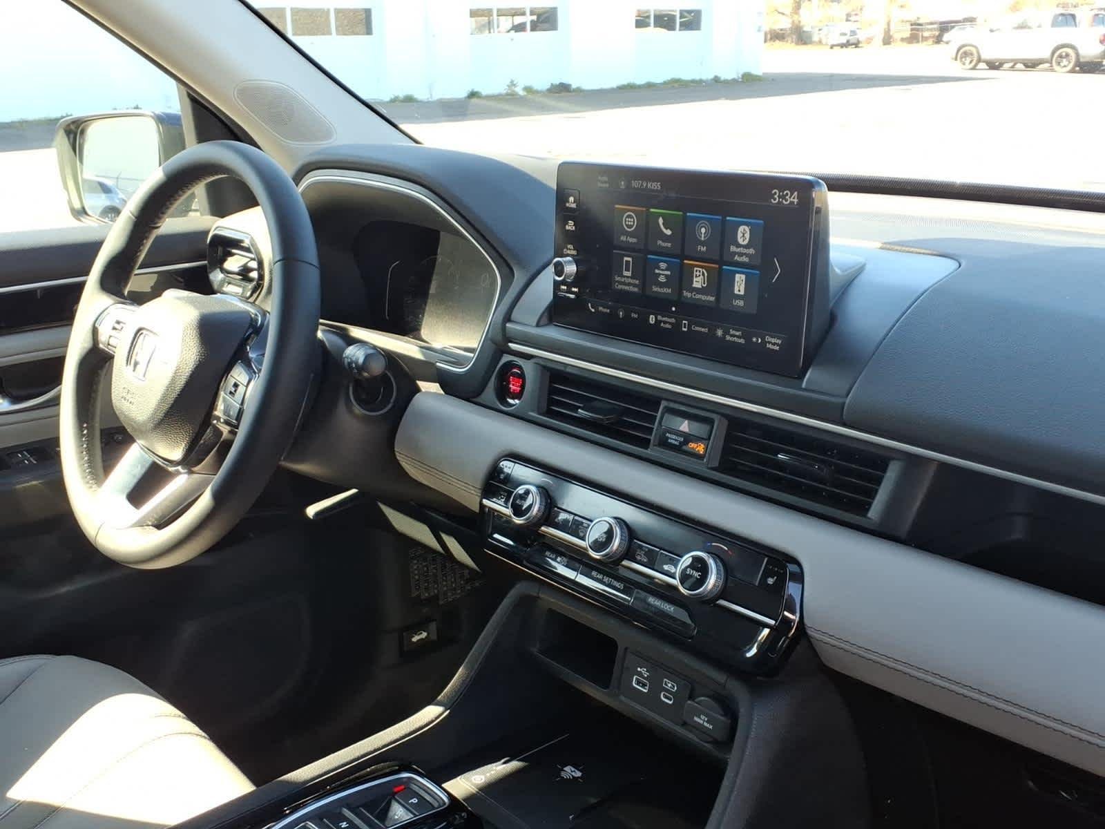 2025 Honda Pilot EX-L - Photo 23