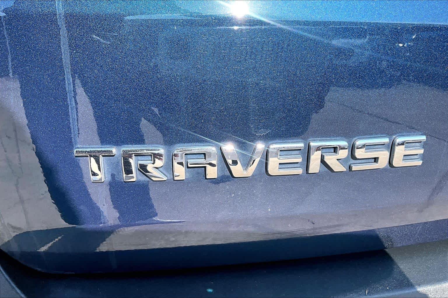 Used 2023 Northsky Blue Metallic Chevrolet LT Cloth image 10