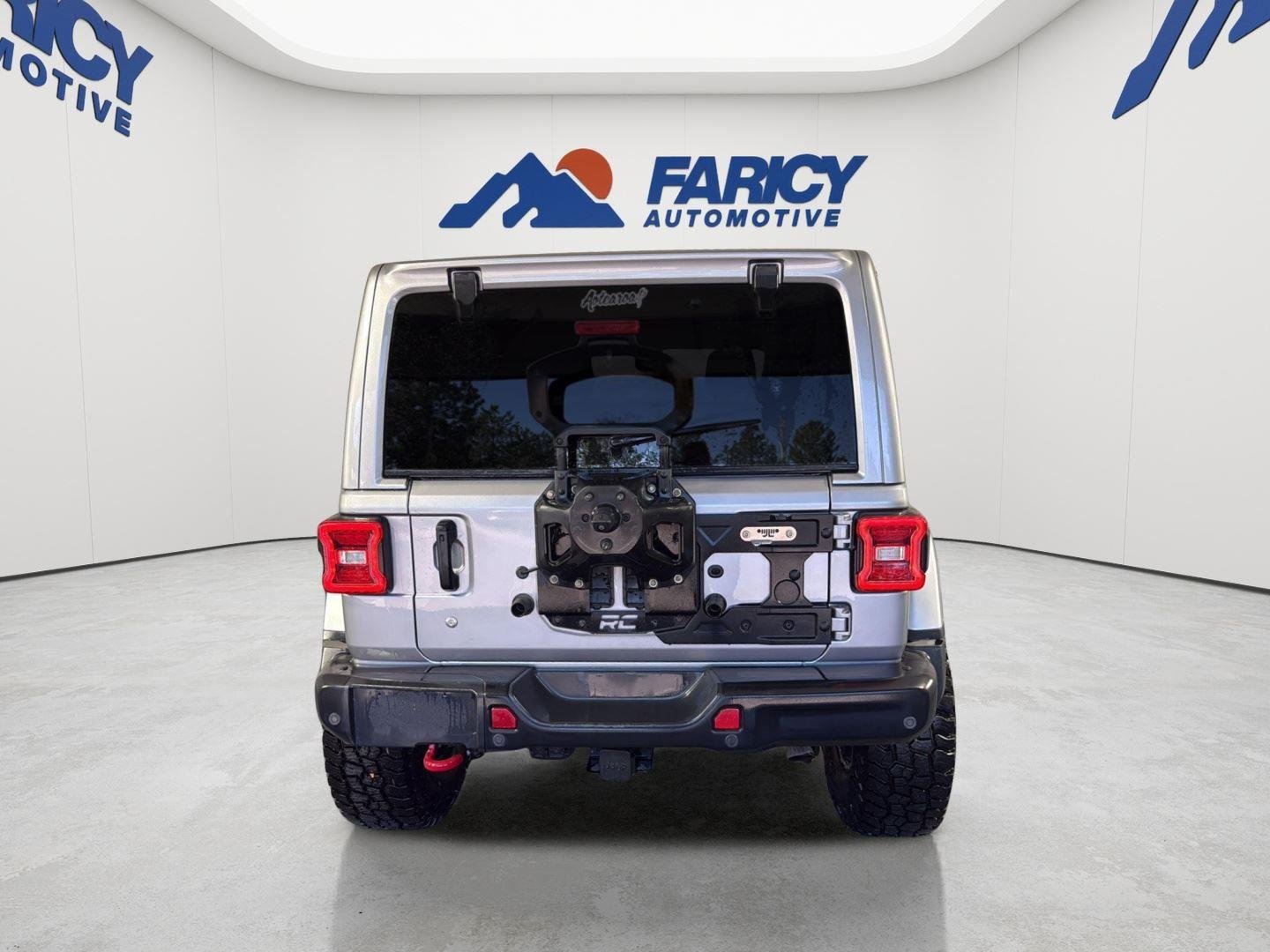 Used 2018 Billet Metallic Jeep Rubicon image 8