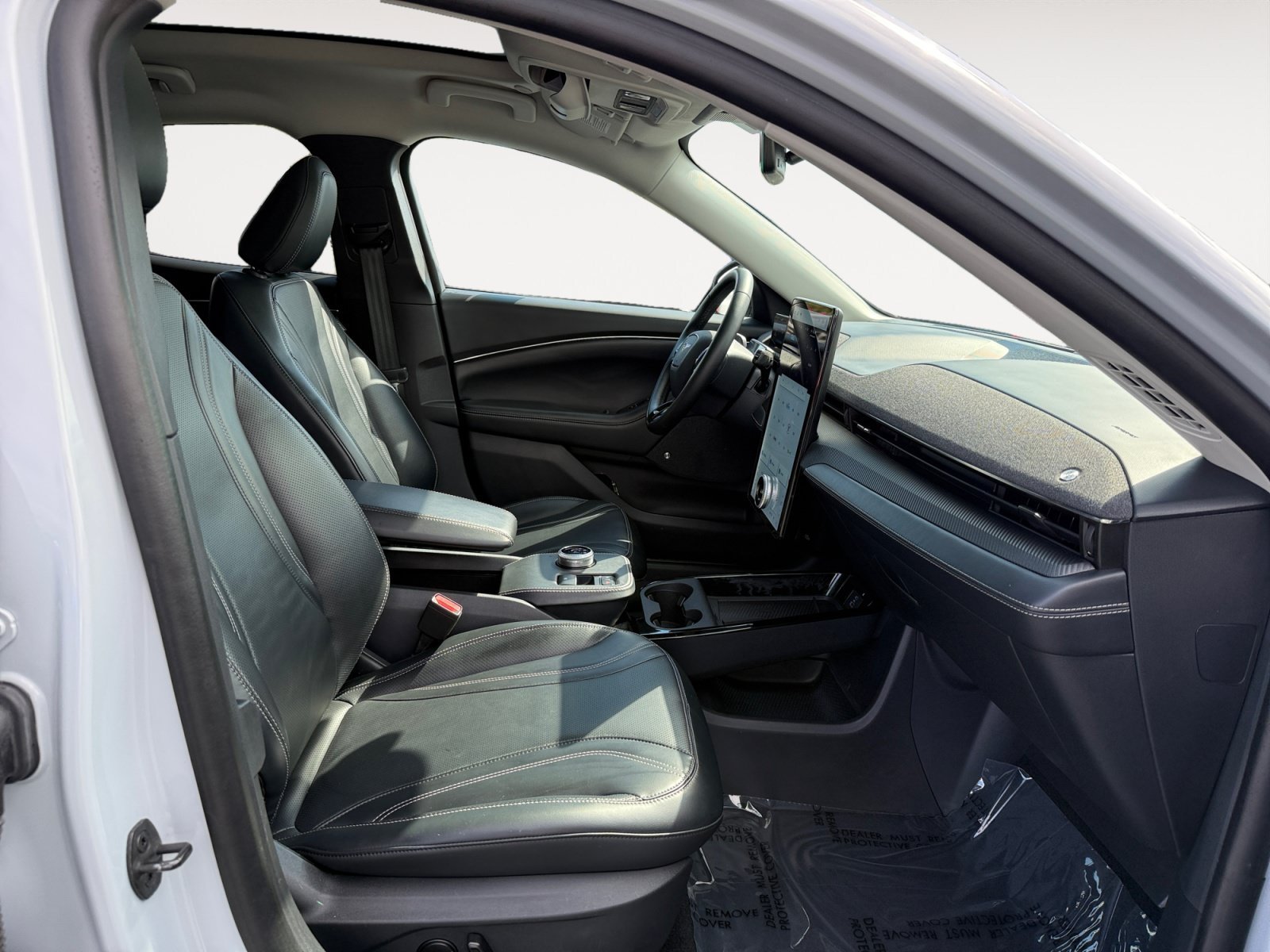 Certified Used 2023 White Metallic Ford Premium image 19