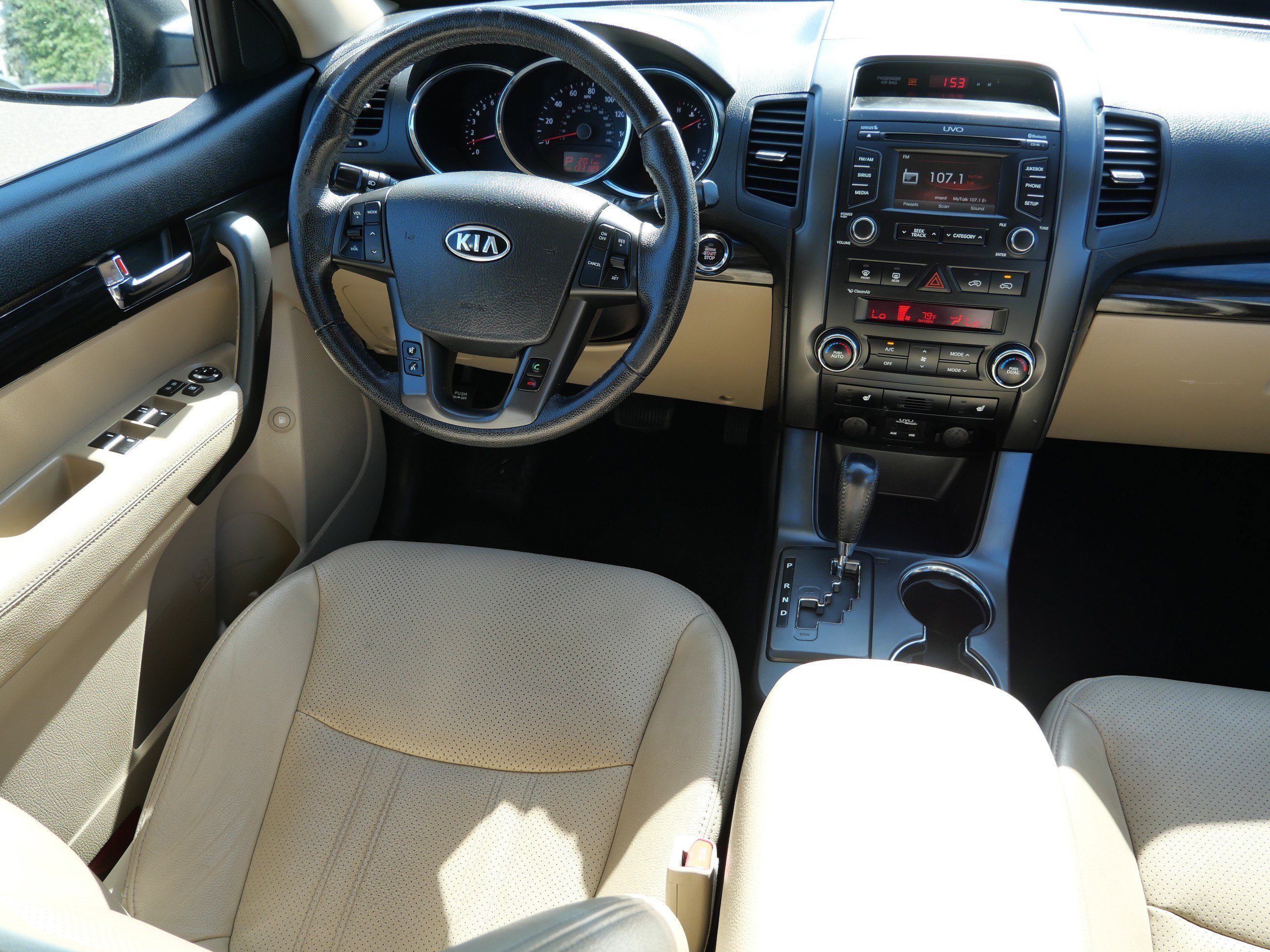 Used 2013 Metal Bronze Kia EX image 9