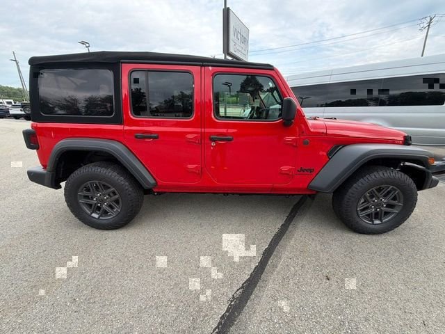 Used 2024 Red Jeep Sport S image 4