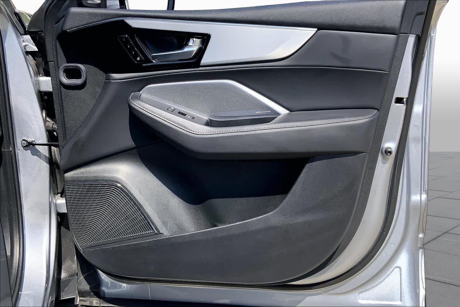 Used 2026 Solar Silver Metallic Acura w/Technology Package image 23