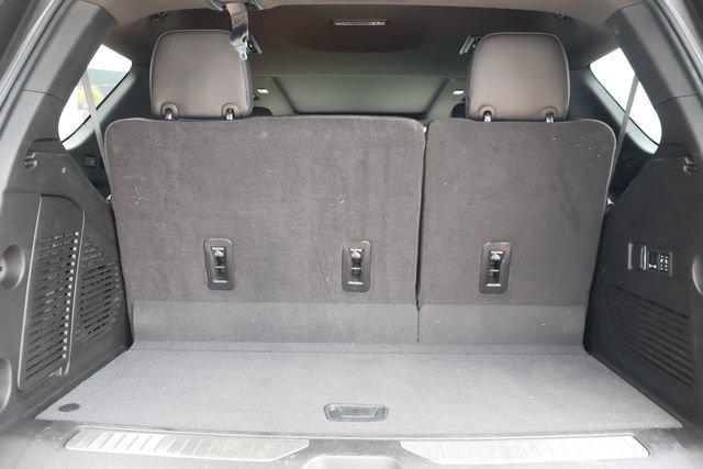 Used 2024 Onyx Black GMC Denali image 21