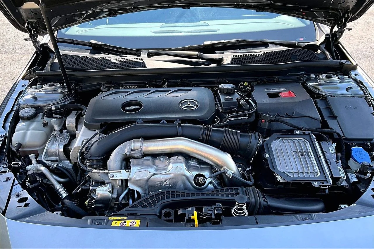 Certified Used 2025 Gray Mercedes-Benz CLA 250 image 36