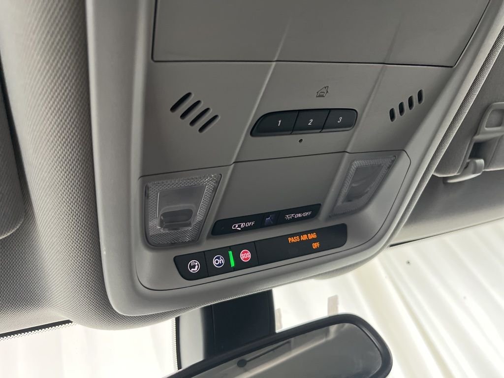 Used 2019 Gray GMC SLT image 16