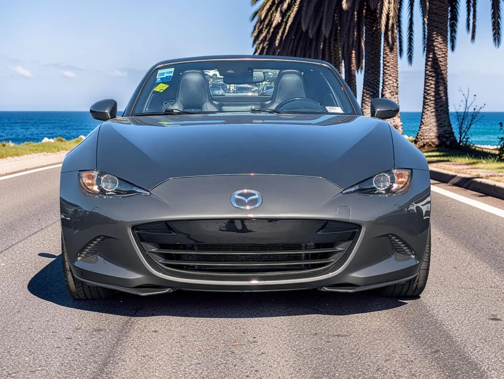 Used 2023 Gray Mazda Grand Touring image 3