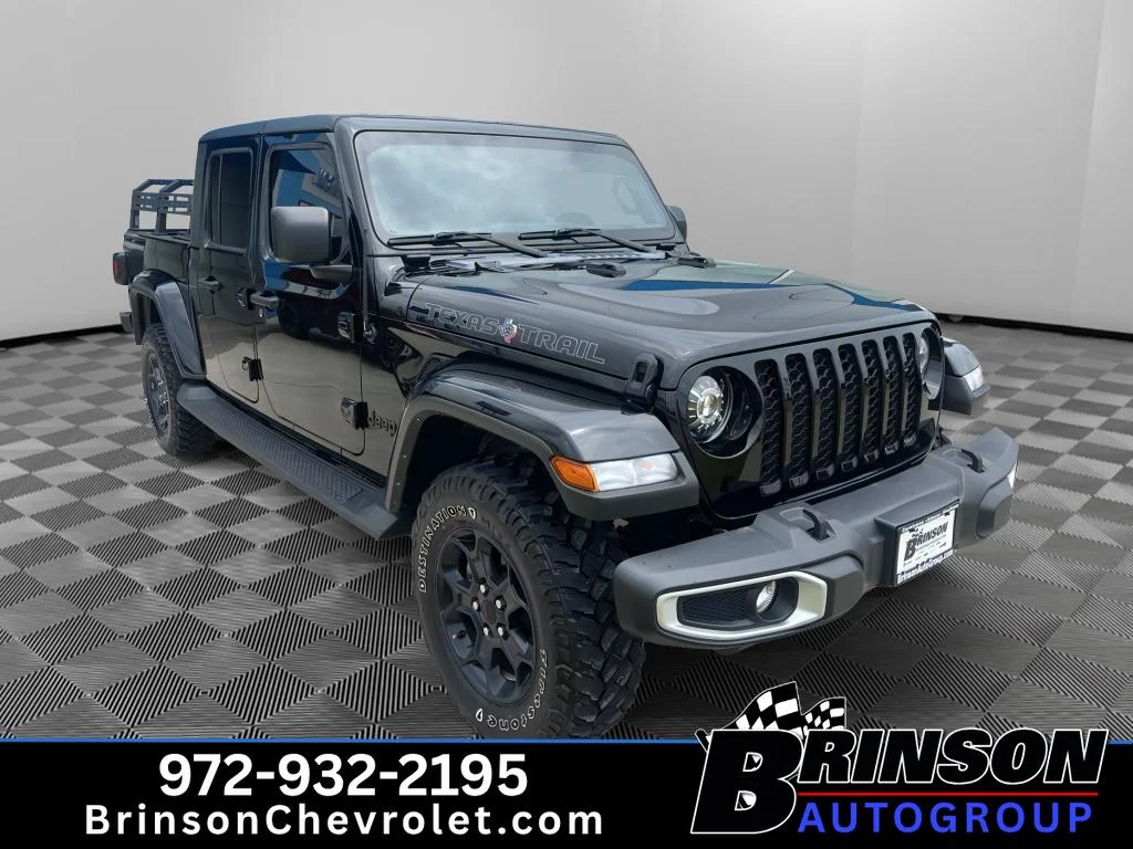 Used 2023 Black Clearcoat Jeep Texas Trail image 3