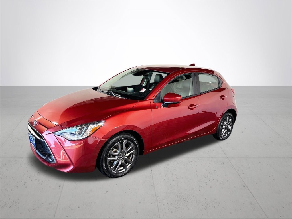 Used 2020 Red Toyota XLE image 2