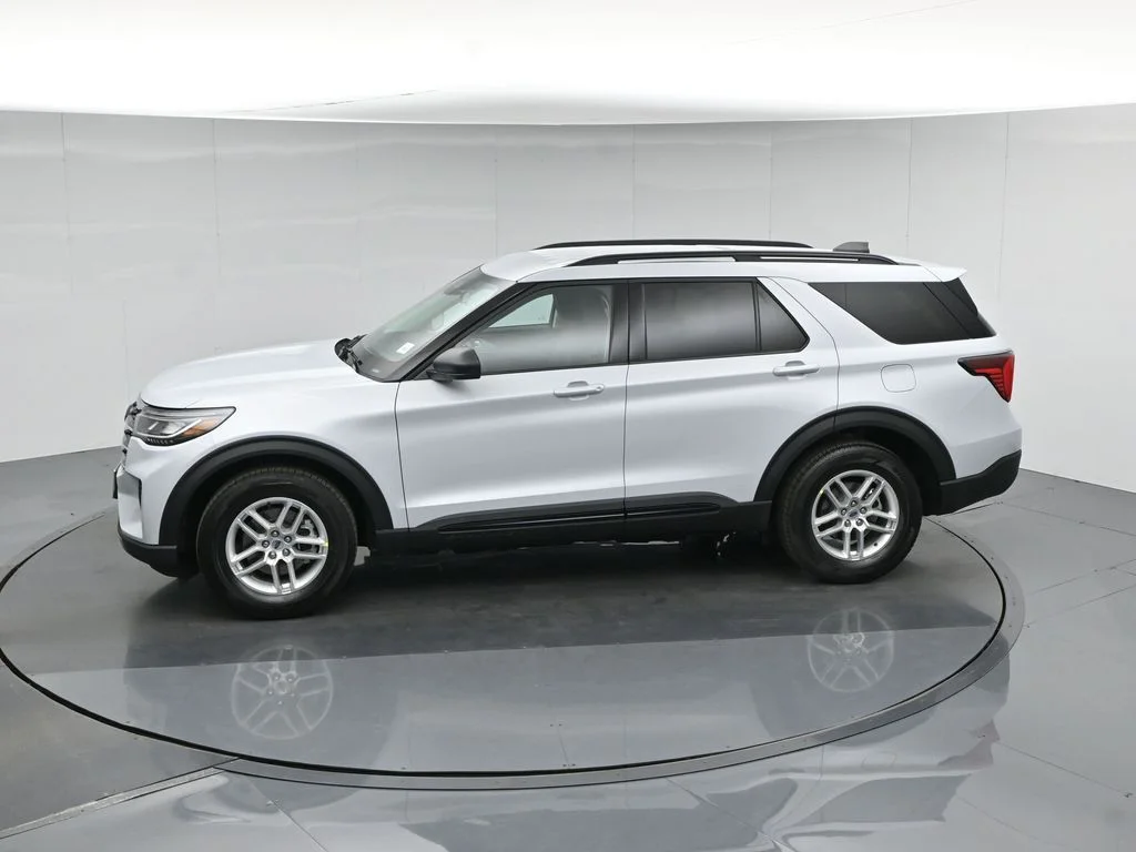 New 2026 White Ford Active image 44