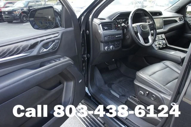Used 2021  GMC Denali image 3
