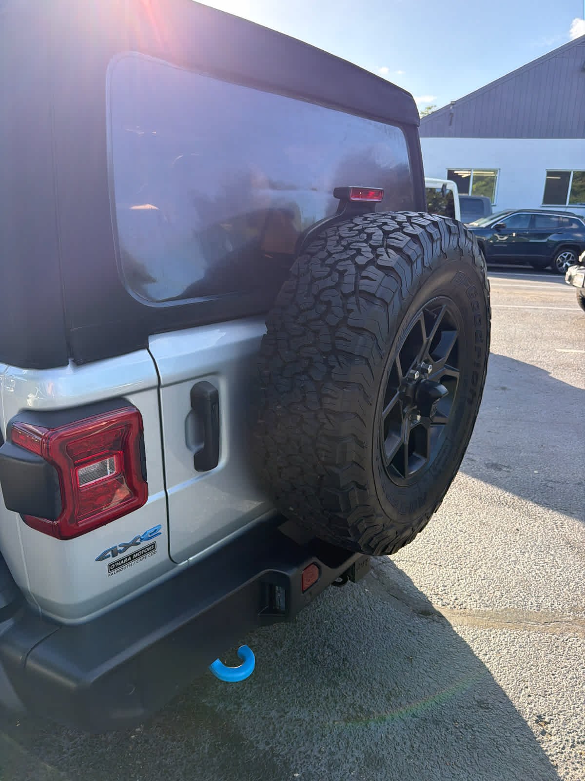 Used 2024 Silver Zynith Clearcoat Jeep Willys image 16