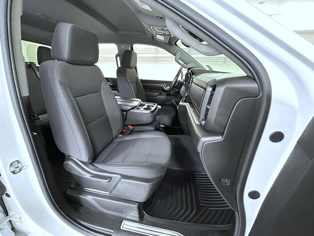 2025 Chevrolet Silverado 2500HD LT - Photo 16