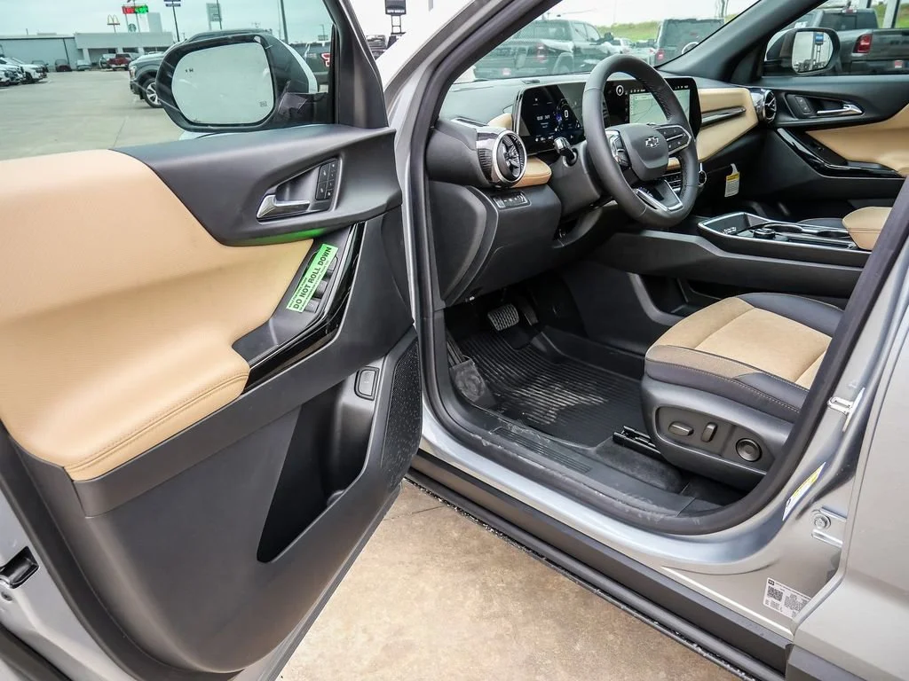New 2026 Sterling Gray Metallic Chevrolet ACTIV image 31