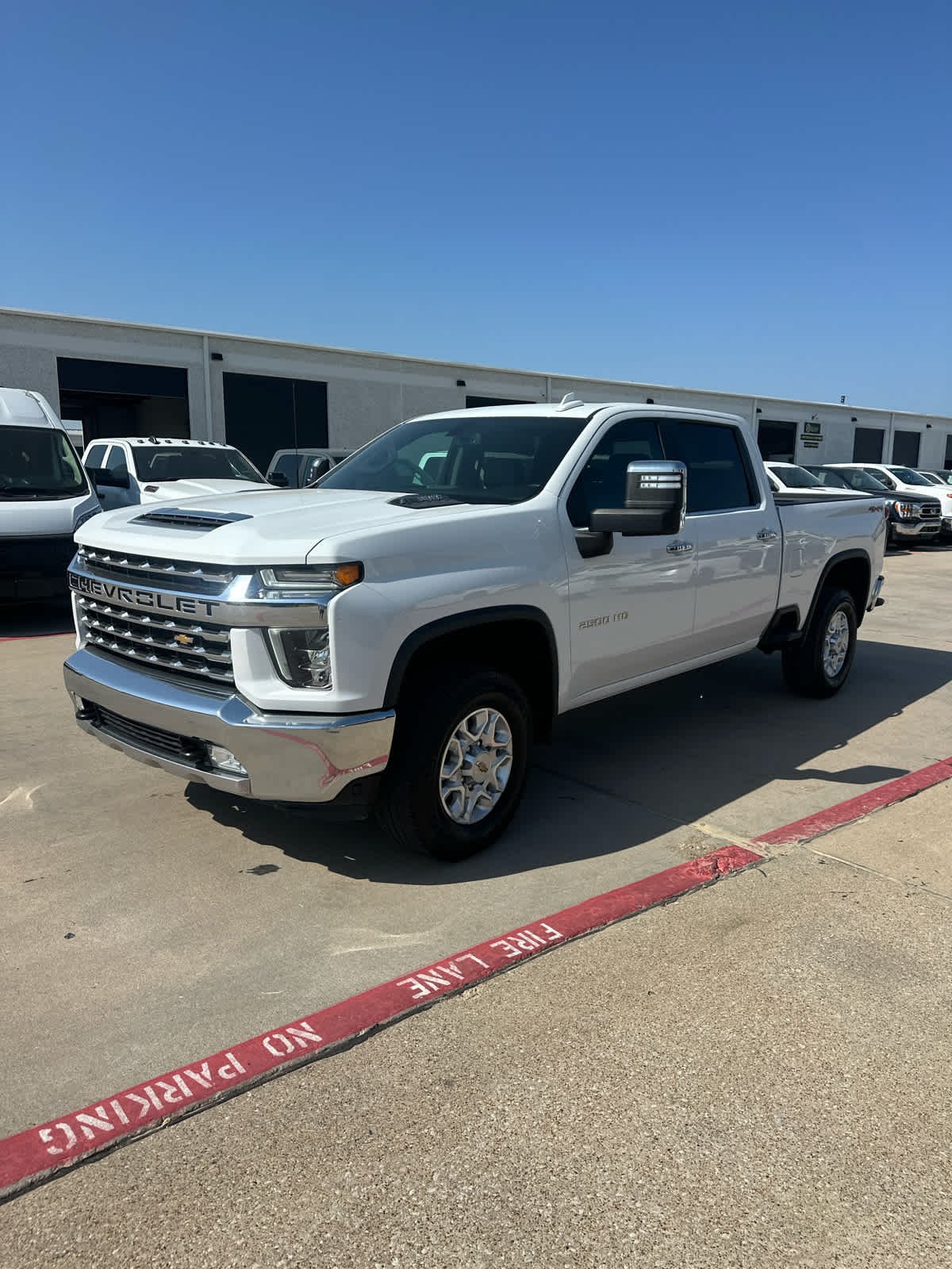 Used 2021 Summit White Chevrolet LTZ image 3