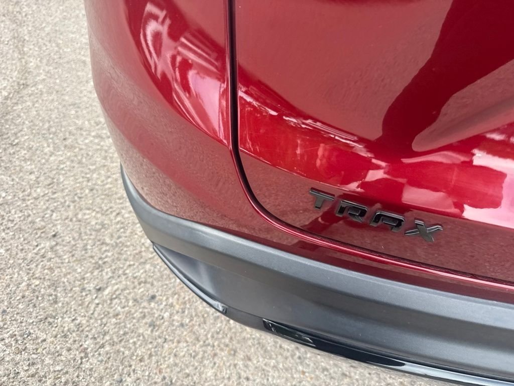 Used 2024 Red Chevrolet 2RS image 10