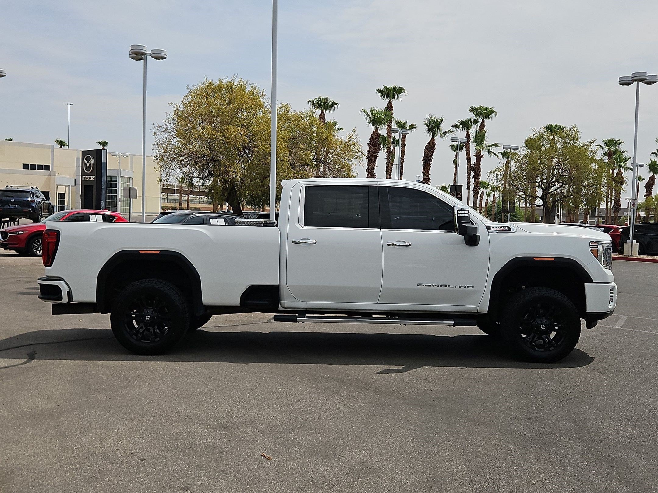 Used 2021 SUMMIT WHITE GMC Denali image 6