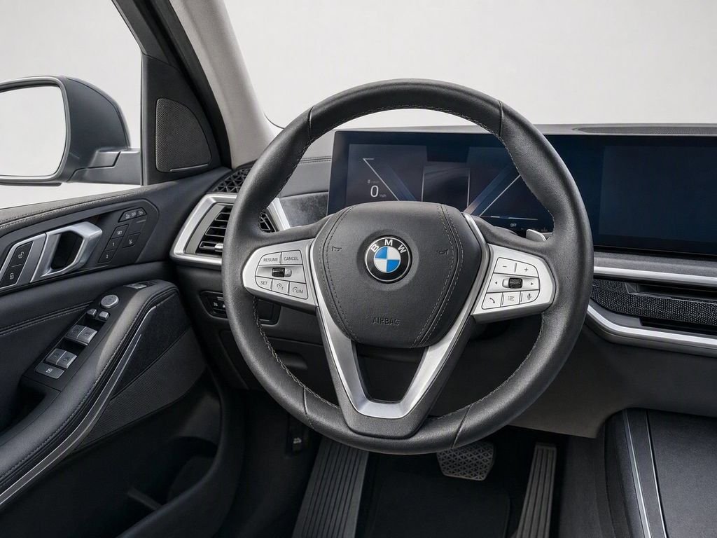 Certified Used 2025 Black Sapphire Metallic BMW xDrive40i image 33