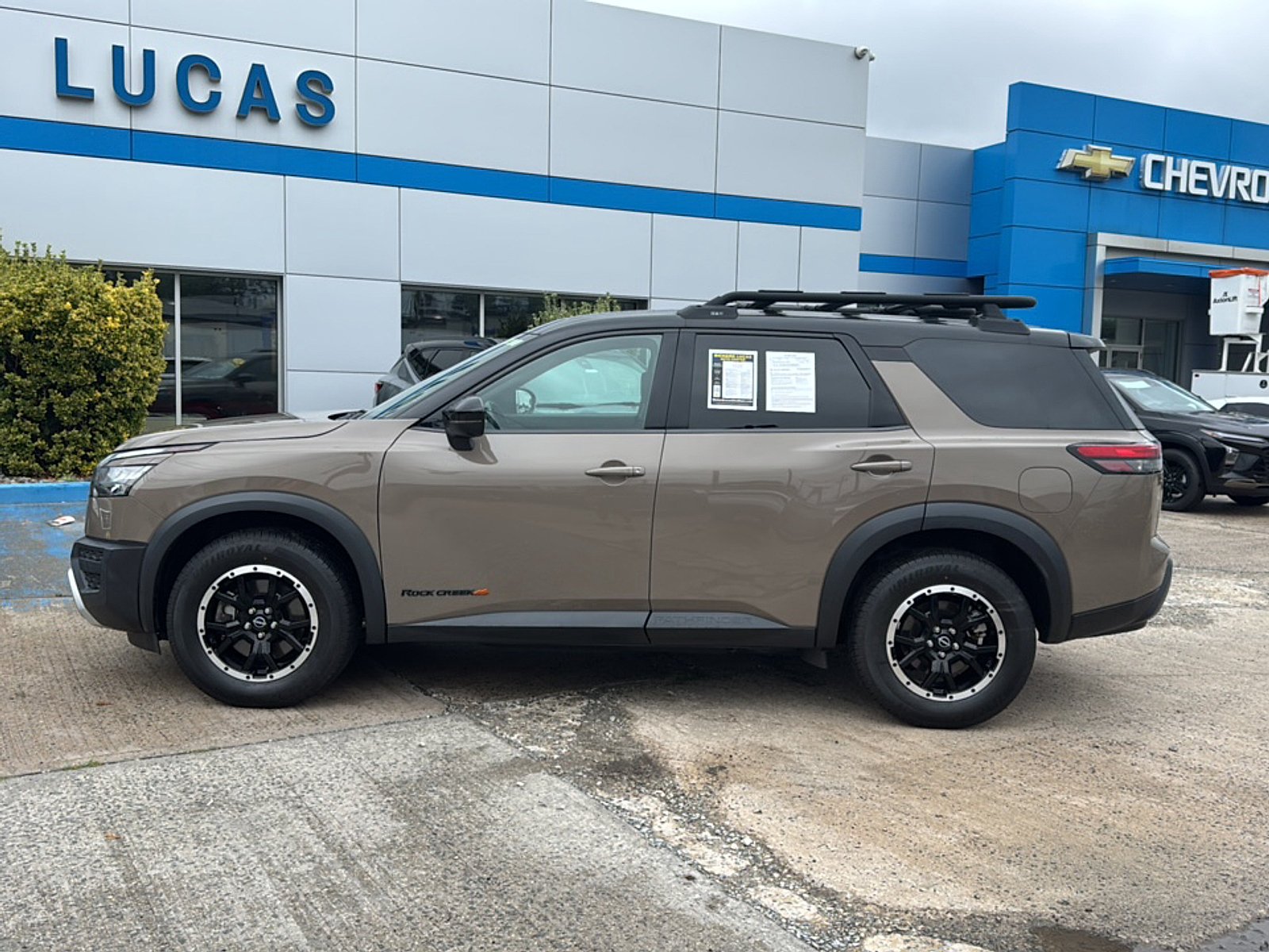 Used 2023 Baja Storm/Super Black Roof Nissan Rock Creek image 8