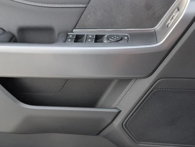 New 2026 Oxford White Ford XLT image 16