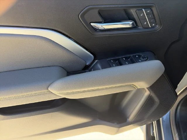 Used 2023 Gray Chevrolet ZR2 image 16