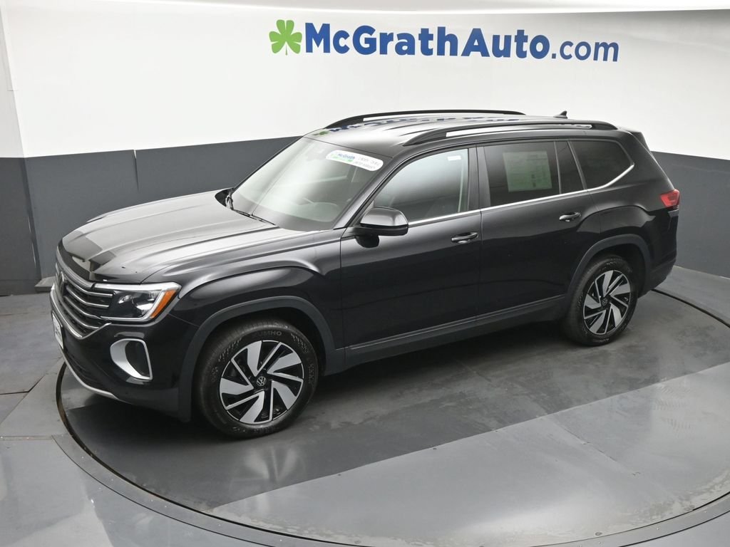 Used 2026 Black Volkswagen SE w/Technology image 23