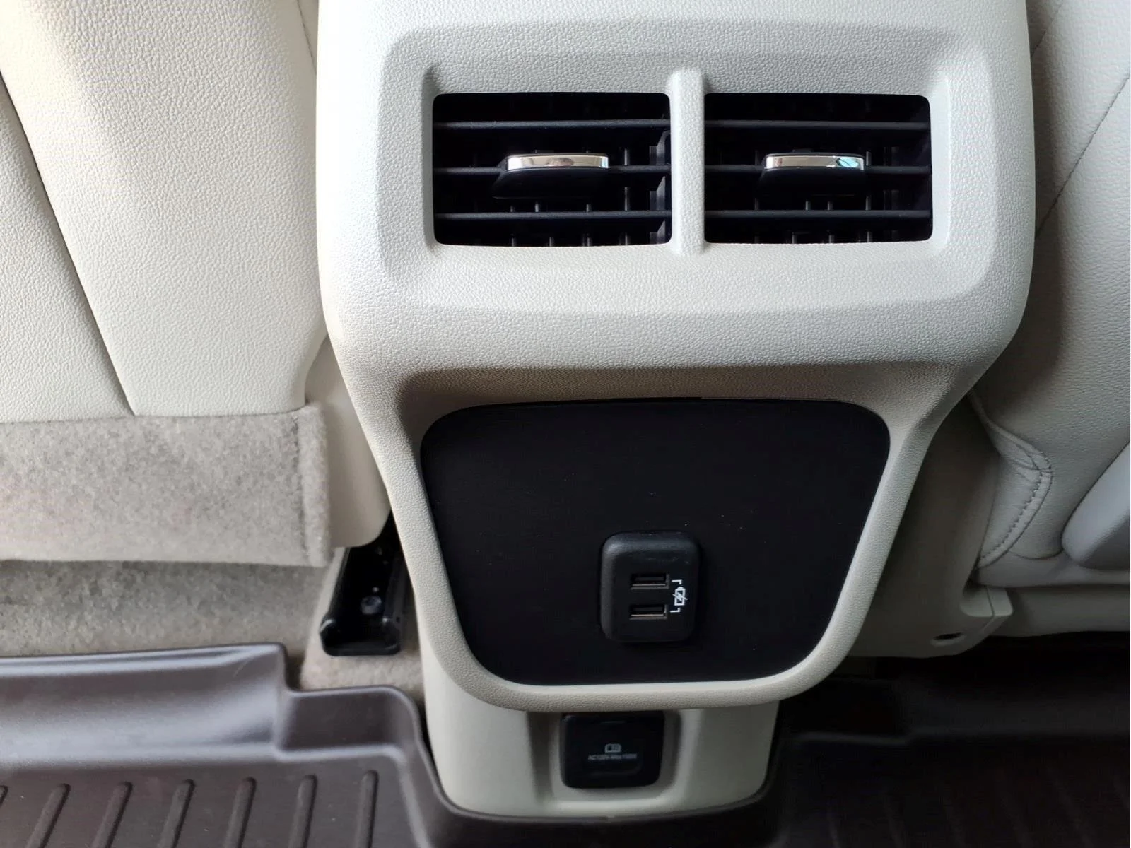 Used 2024 Summit White GMC Denali image 13