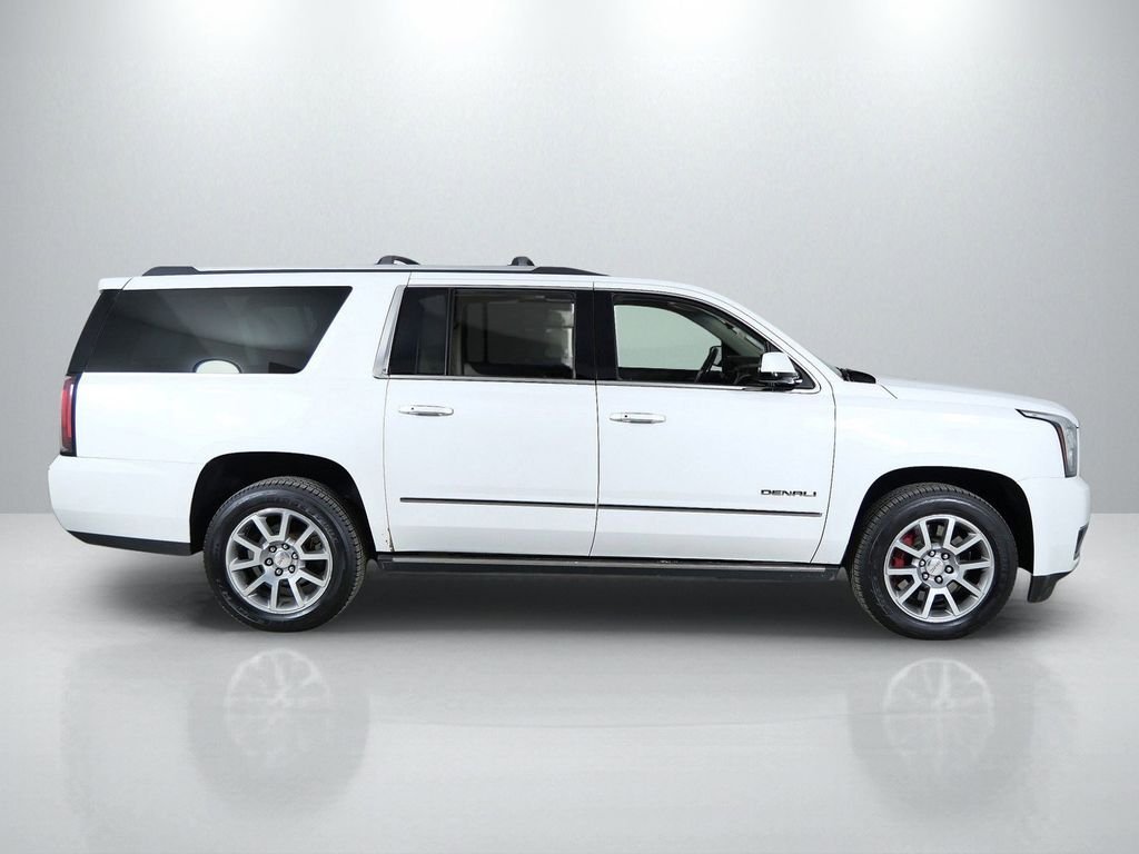 Used 2018 White GMC Denali image 9