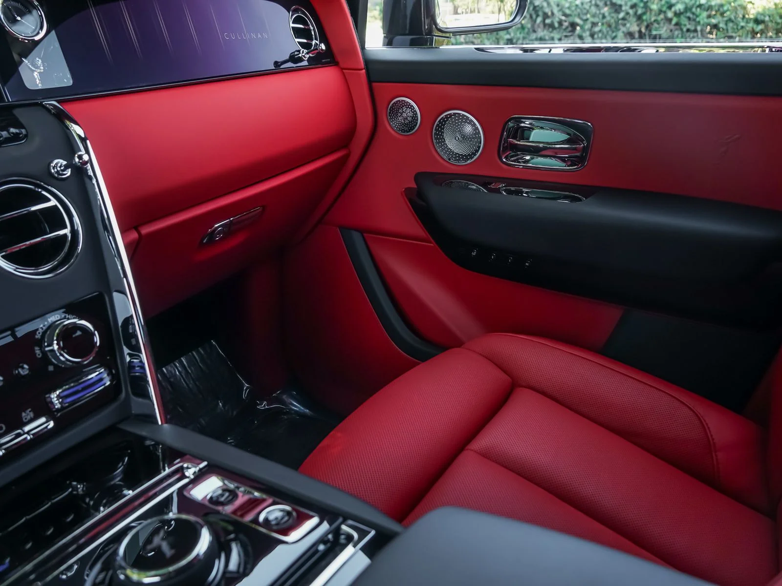2026 Rolls-Royce Cullinan Base - Photo 20