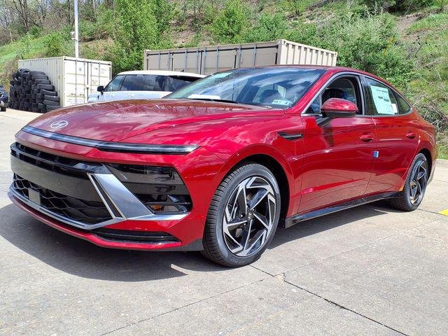 New 2026 Red Hyundai SEL Sport image 2