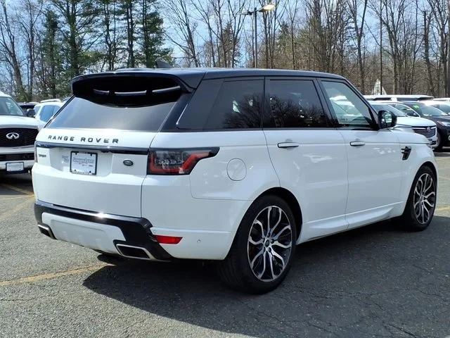Used 2018  Land Rover HSE Dynamic image 6