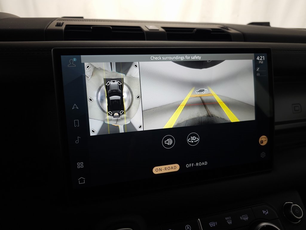 2025 LAND ROVER DEFENDER - Image 29