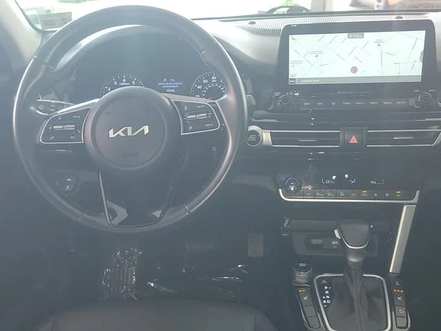 Certified Used 2022 Gray Kia EX image 14
